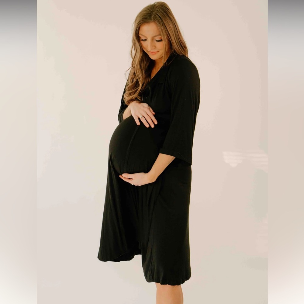 LILA LABOR & POSTPARTUM GOWN IN BLACK